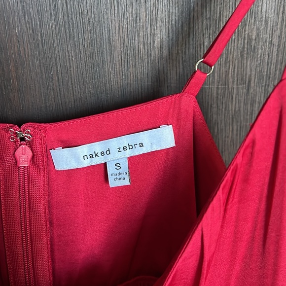 Red top - Picture 2 of 3